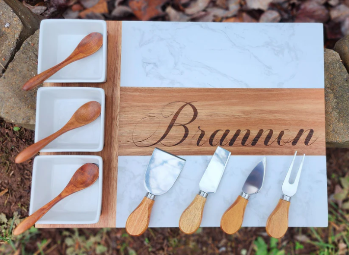 Marble and Acacia Wood Cutting Board